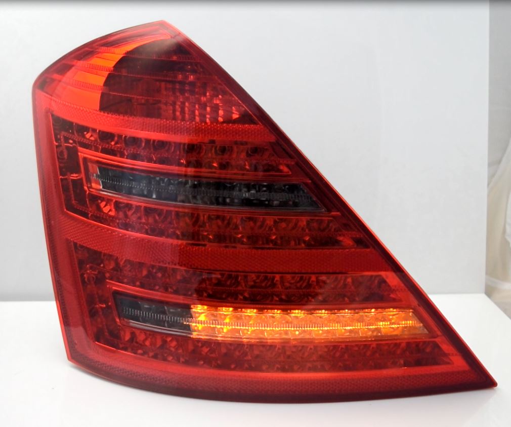 Facelift "look" baklysen 2 st Red/Smoke DYNAMIK blinker - 4