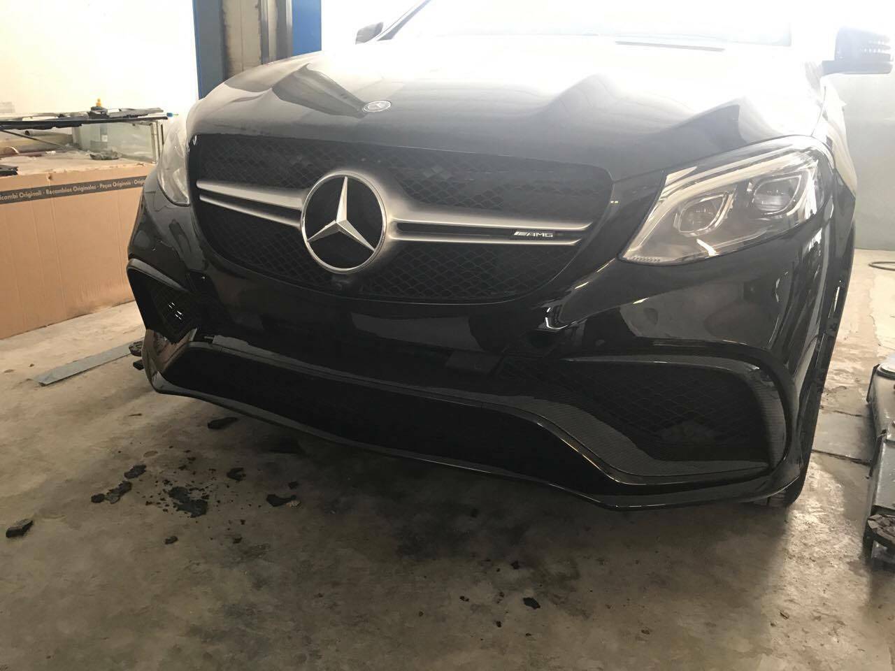 1. CKM Carbon front spoilers 3 pcs - 8