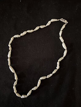 Halsband med äkta Odlade pärlor. -80tal. 46 cm