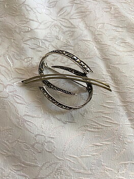  Silverbrosch  med  markasiter.1950 talet.
