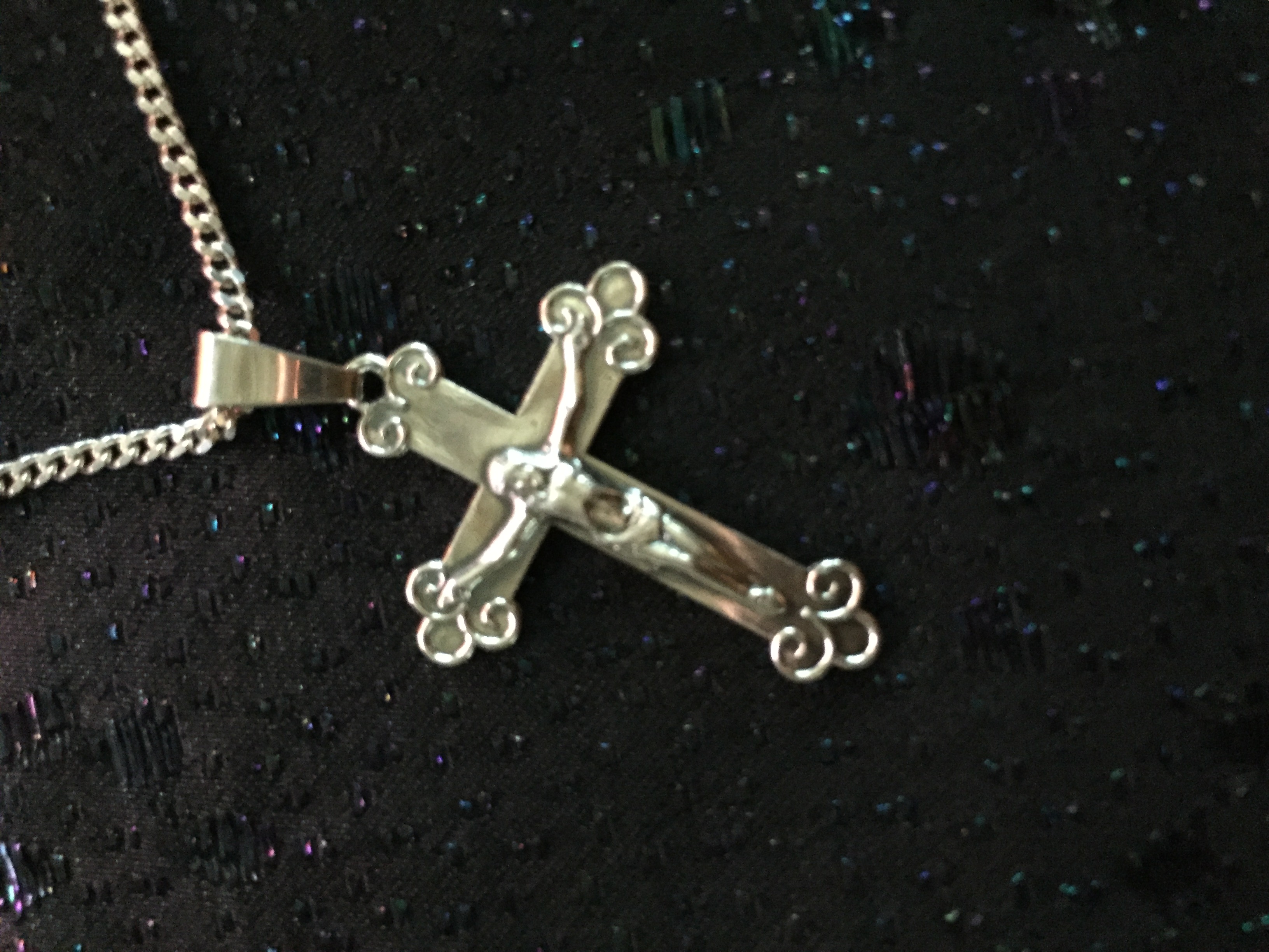 Kors i silver med Kristusbild. - 3