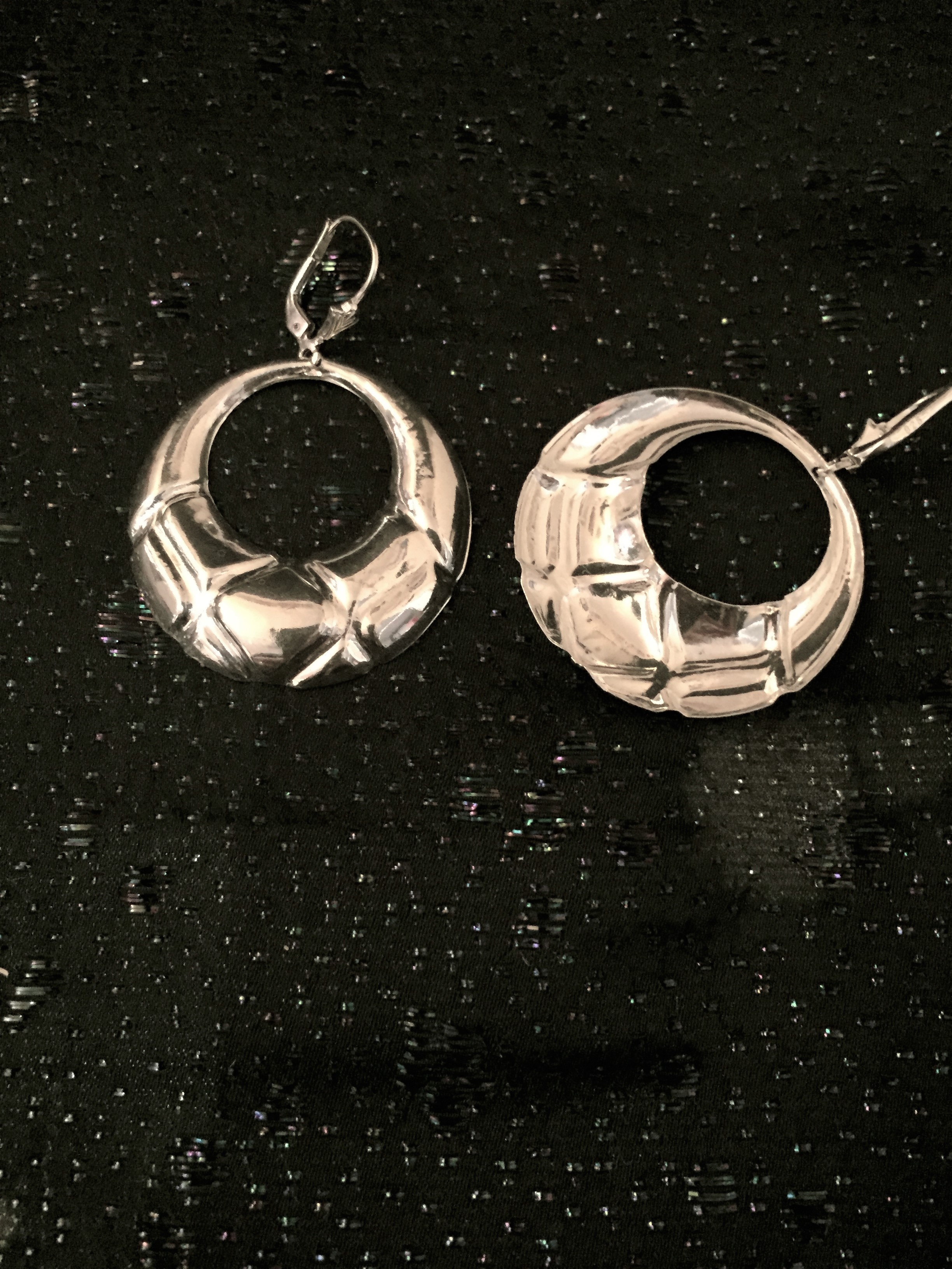  Örhängen i äkta silver   Stämplade med svenska stämplar,925 sterling silver.  Diameter : 35mm  - 2