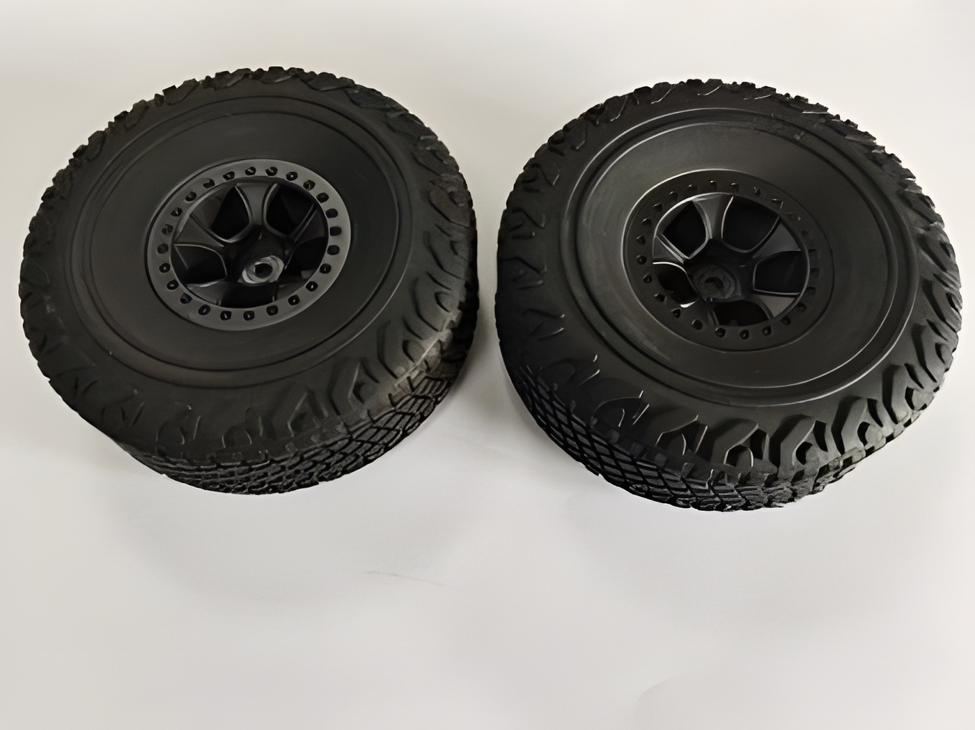 WLToys Däck & Fälg (2)