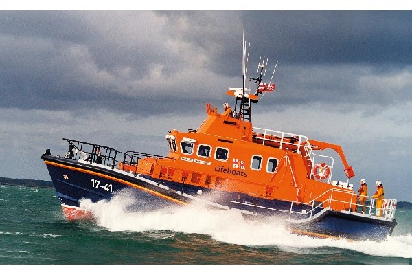 Airfix A07280 RNLI Severn Class Lifeboat 1:72