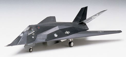 TAMIYA 60703 1/72 F-117A Stealth