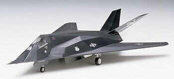 TAMIYA 60703 1/72 F-117A Stealth