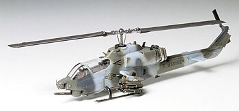 TAMIYA 60708 1/72 Bell AH-1W Super Cobra