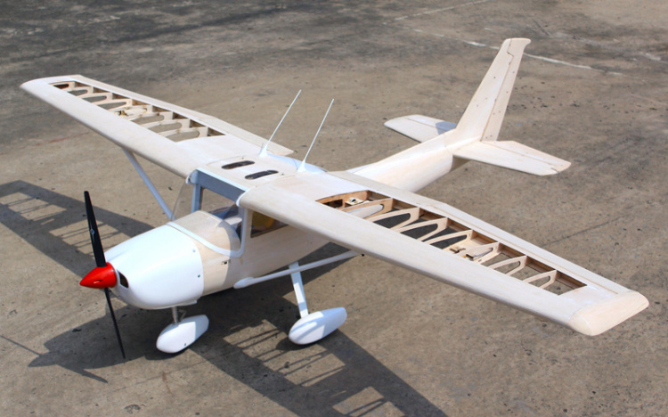Seagull Cessna 152 Master Scale Edition Aerobat Byggsats 203cm - 4