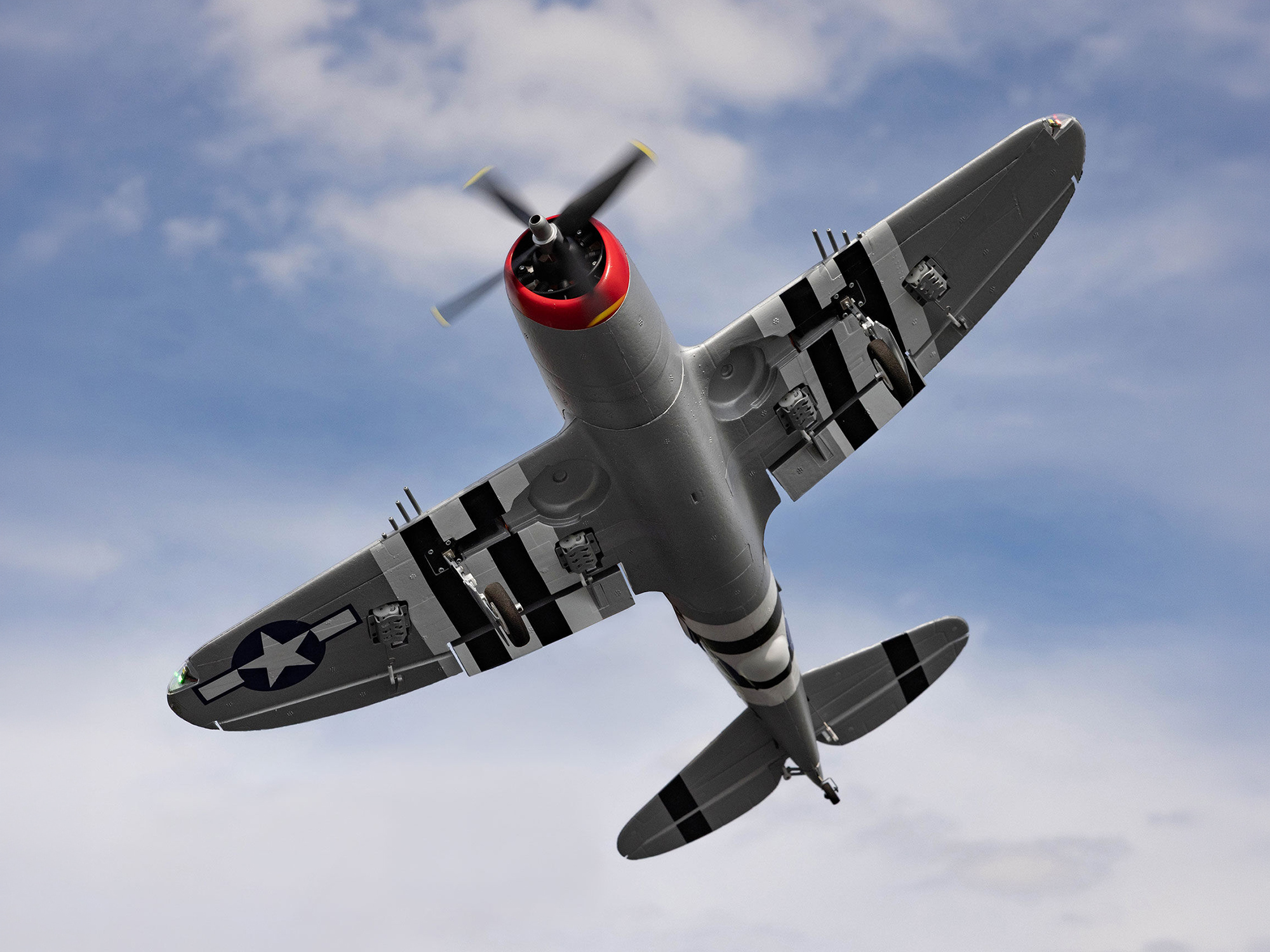 E-Flite EFL07050 Micro P-47 Thunderbolt 625mm BNF Basic with AS3X+ and SAFE Select - 3