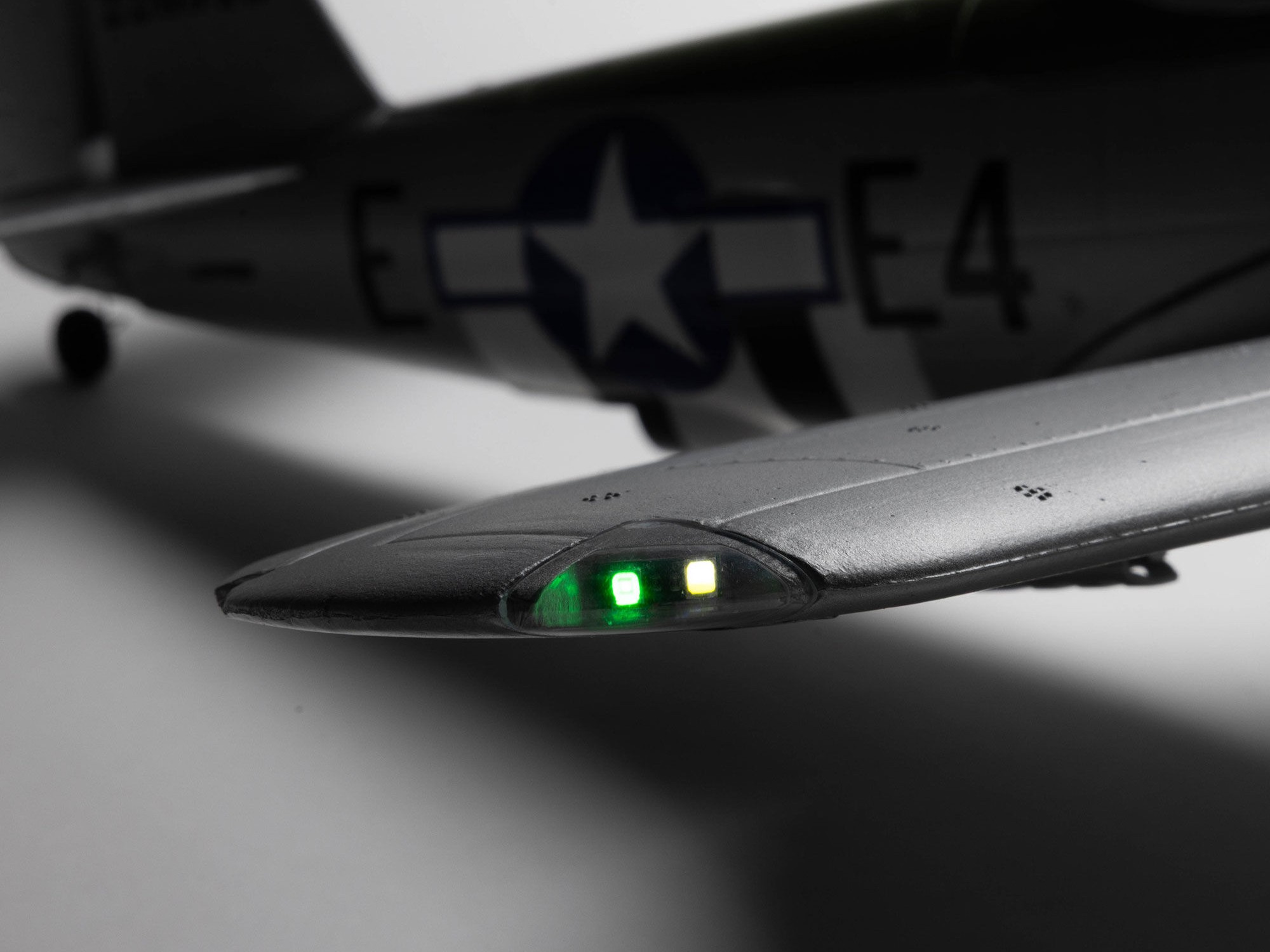 E-Flite EFL07050 Micro P-47 Thunderbolt 625mm BNF Basic with AS3X+ and SAFE Select - 31
