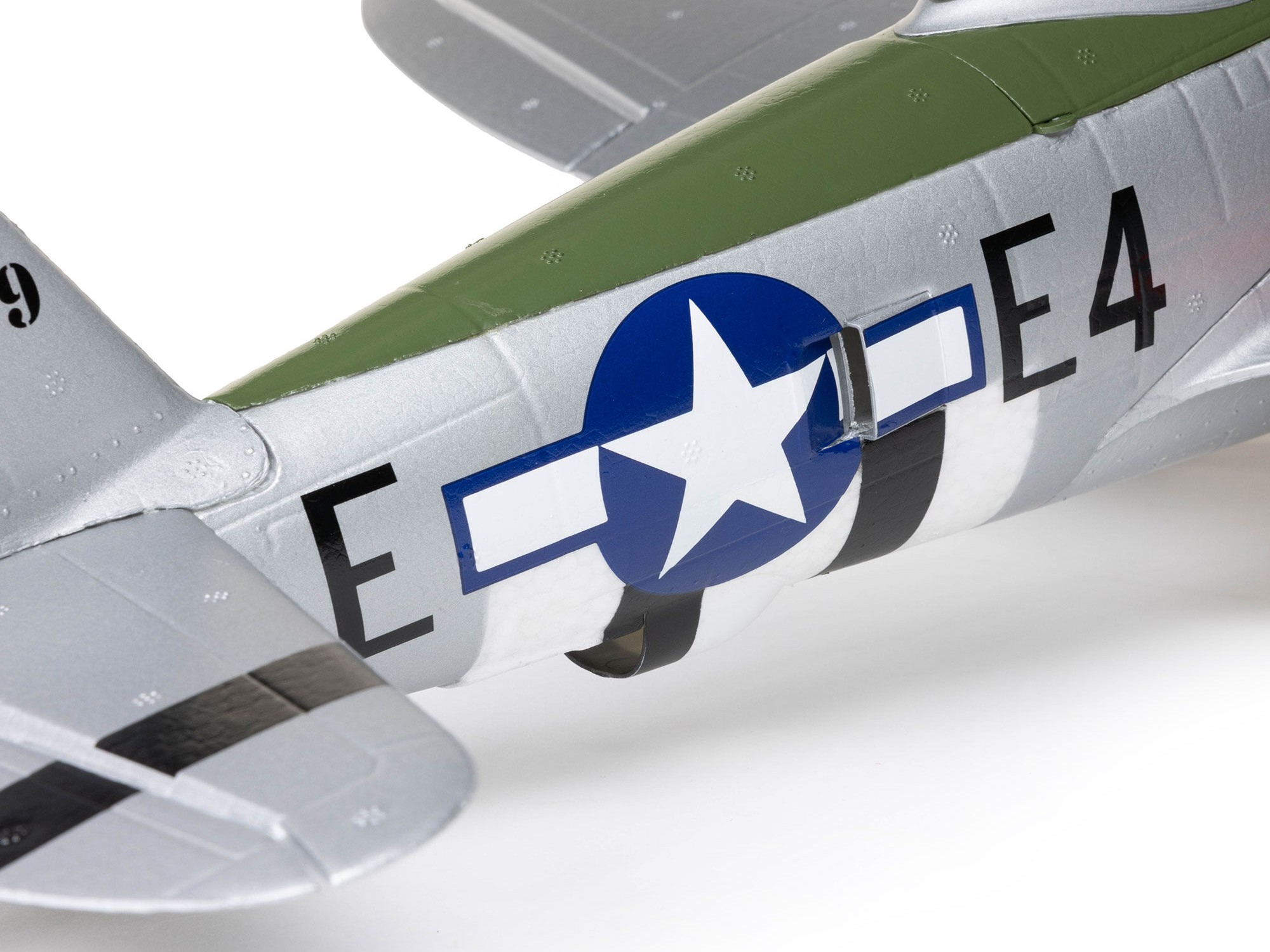 E-Flite EFL07050 Micro P-47 Thunderbolt 625mm BNF Basic with AS3X+ and SAFE Select - 18