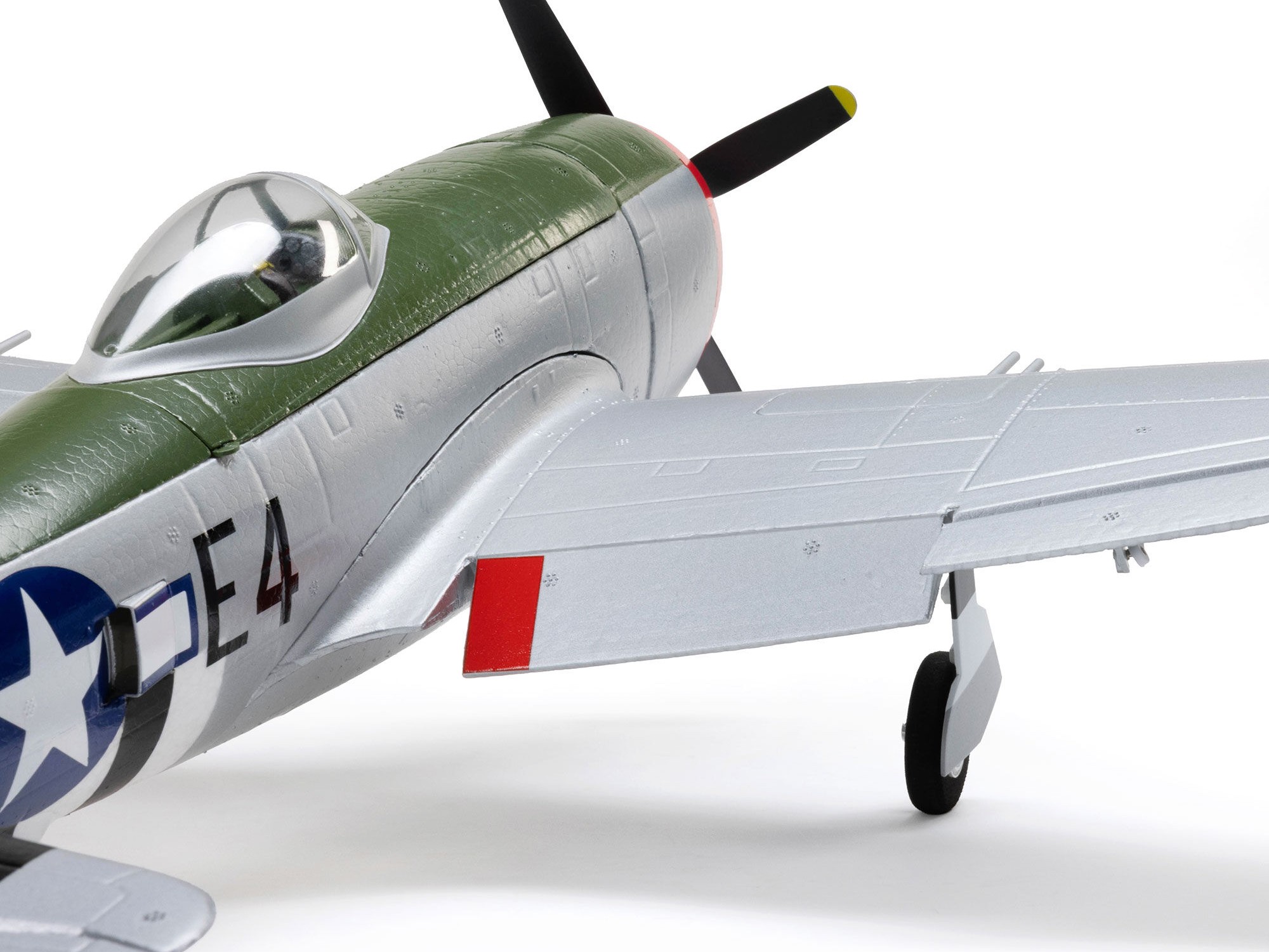 E-Flite EFL07050 Micro P-47 Thunderbolt 625mm BNF Basic with AS3X+ and SAFE Select - 30