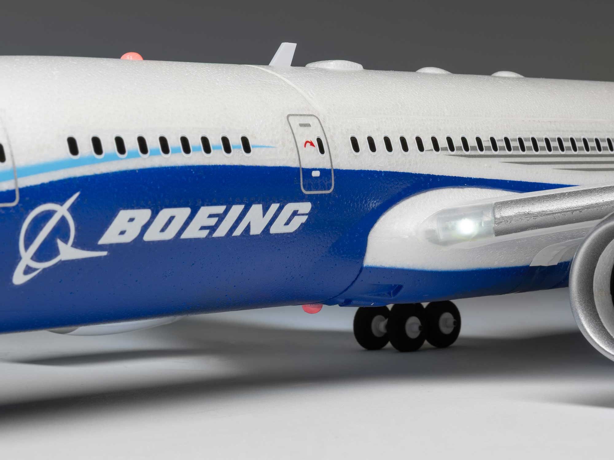 E-flite Micro Boeing 787 Dreamliner Twin 30mm EDF BNF Basic with AS3X and SAFE Select - 17