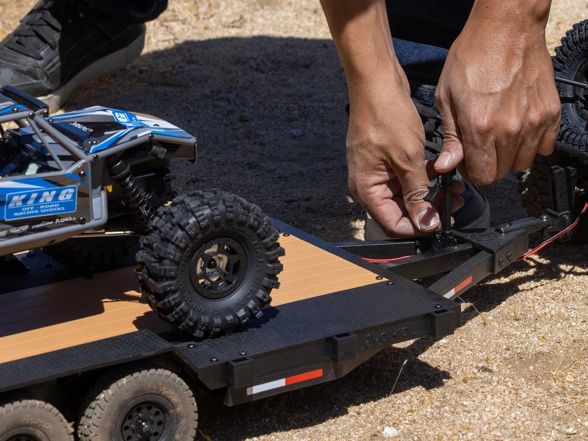 Axial 1/10 SCX10 Flat Bed Vehicle Trailer - 4