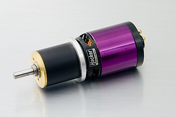 Hacker A20- 8XL +4,4:1 EVO kv:1500