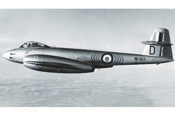 Airfix A55001 Small Beginners Set Supermarine Spitfire MkVc