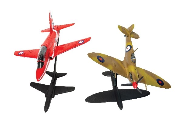 Airfix A50187 Best of British Spitfire and Hawk 1:72