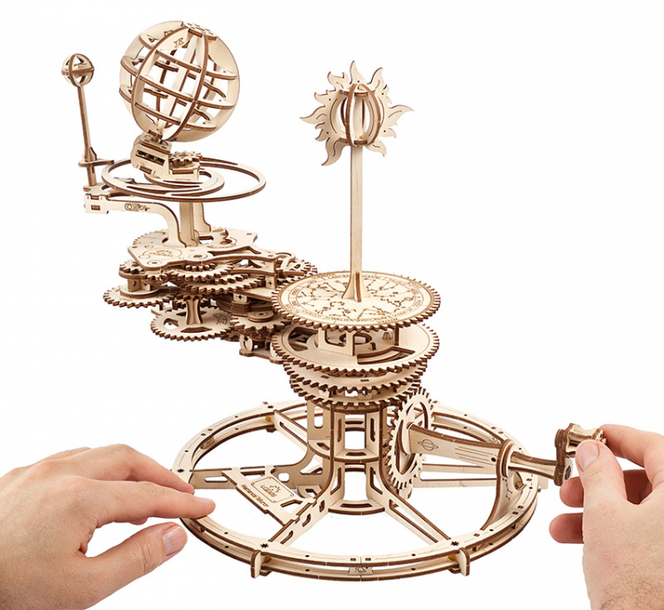 Ugears Mechanical Tellurion - 2
