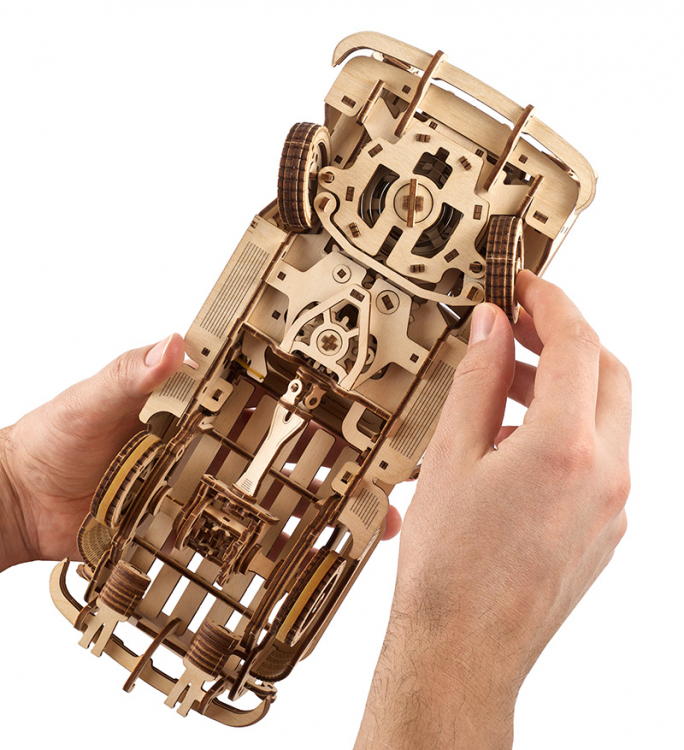 Ugears Pickup Lumberjack - 6