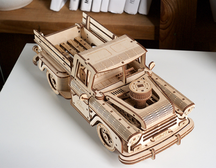 Ugears Pickup Lumberjack - 14