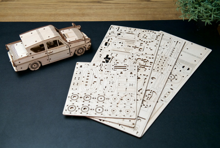 Ugears Flying Ford Anglia Harry Potter - 9