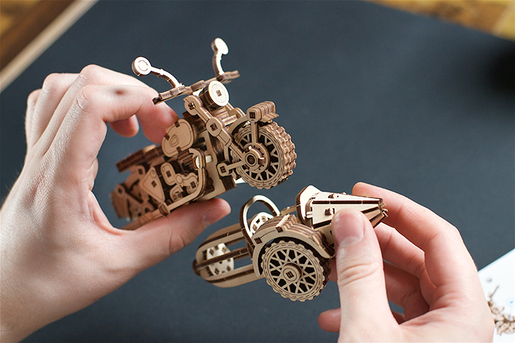 Ugears Hagrid´s Flying Motorbike Harry Potter - 9