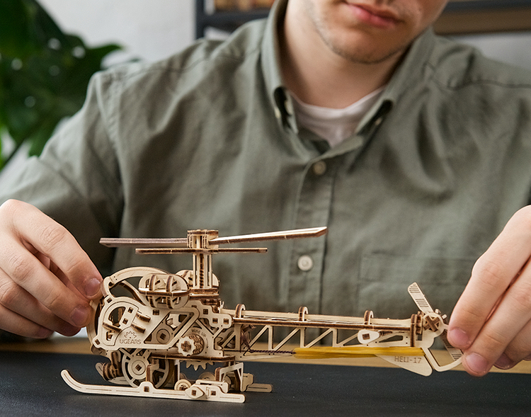 Ugears Mini Helicopter - 2