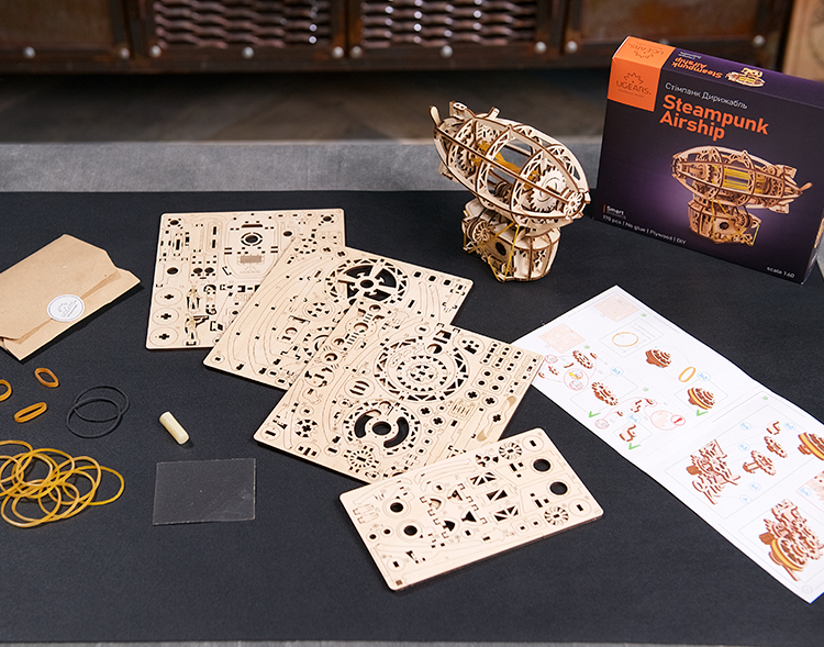 Ugears Steampunk Airship - 2