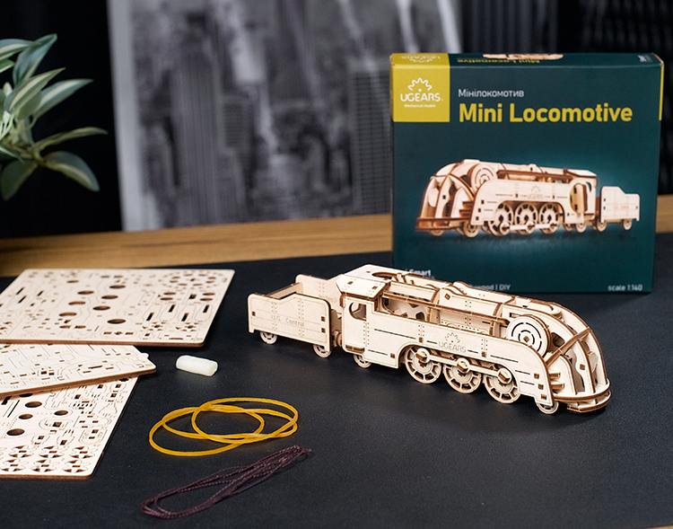 Ugears Mini Locomotive - 9