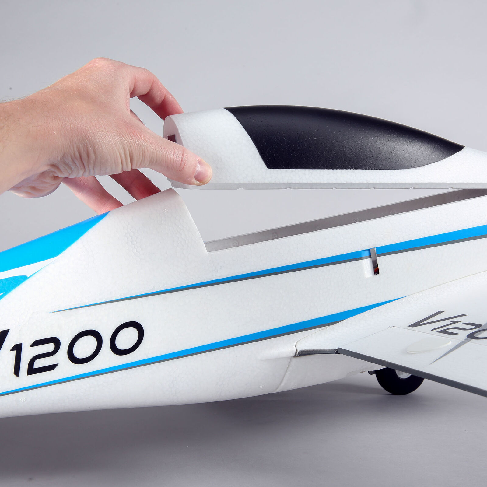 E-flite V1200 PNP Smart Basic - 16