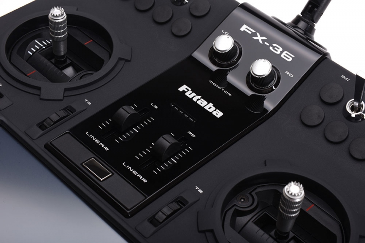 Futaba 05003203-3 Futaba FP05003203-3 FX-36 Radio, R7208SB mottagare, utan batteri & laddare - 10