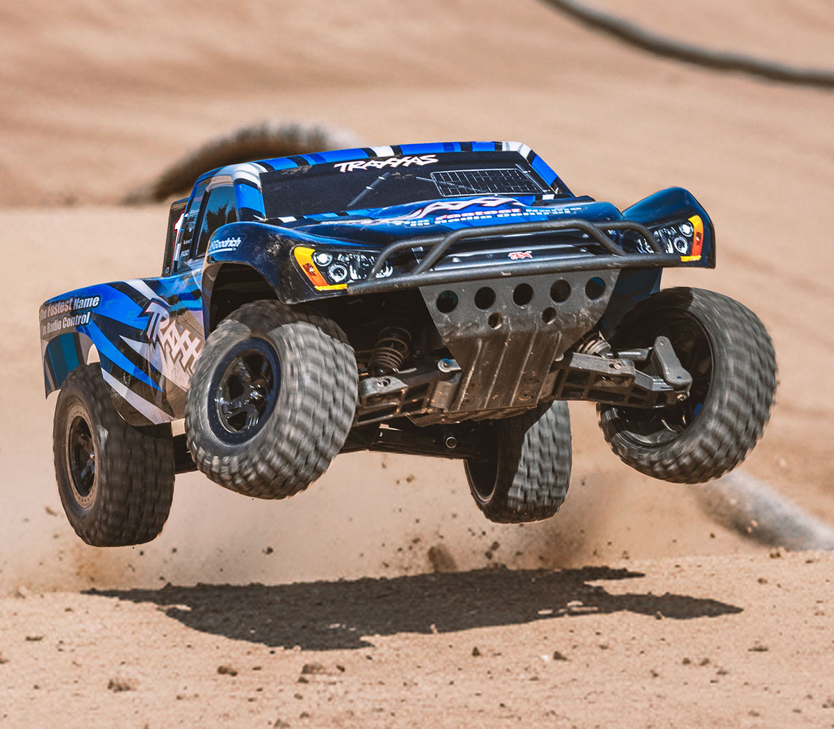 Traxxas Slash 2WD 1/10 RTR TQ Blue-X EHD Clipless USB - With Battery/Charger - 7