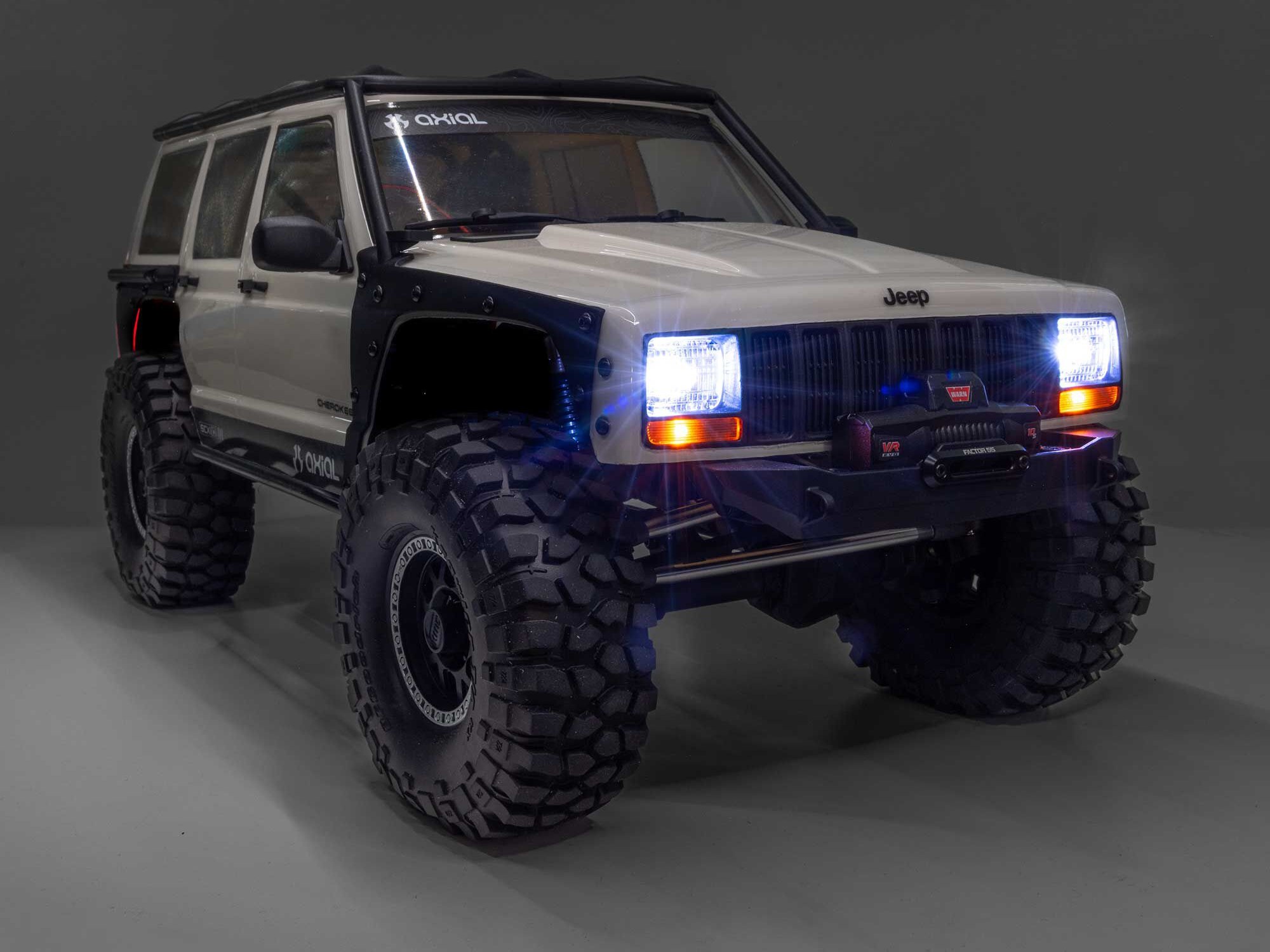 Axial AXI-2037T2 1/10 SCX10 III Jeep Cherokee XJ 4X4 RTR Brushed Rock Crawler, White - 23