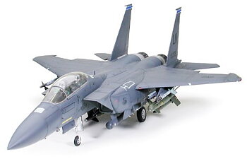Tamyia 60312 1/32 F-15E BUNKER BUSTER