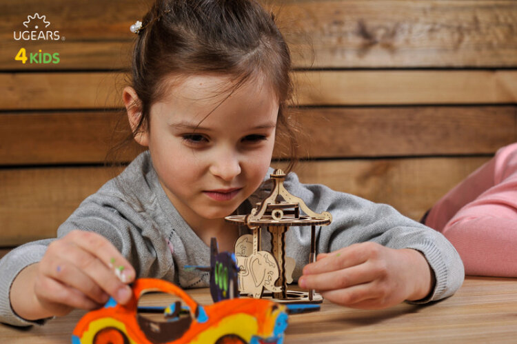 Ugears Bil - 4Kids - 10