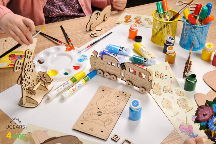 Ugears Lok med Vagn - 4Kids - 4