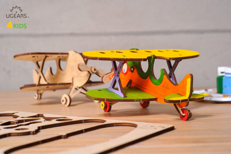 Ugears Flygplan Dubbeldäckare - 4Kids - 9