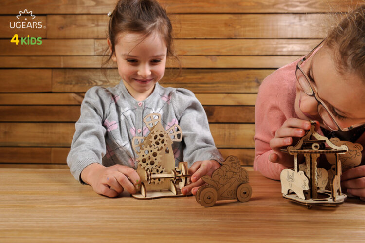 Ugears Karusell - 4Kids - 4