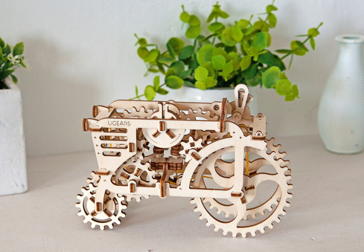 Ugears Tractor - 10