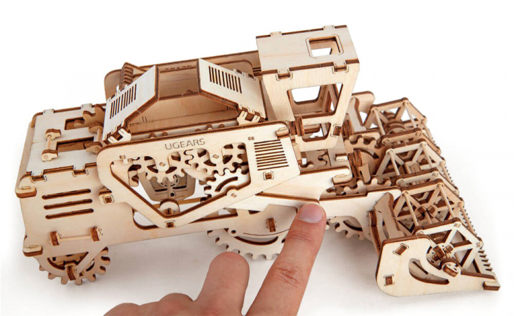 Ugears Combine Harvester - 2