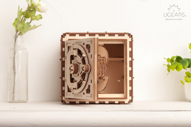 Ugears Safe - 9