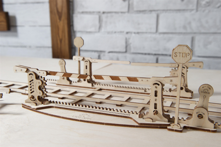 Ugears 70014 Set of Rails with Crossings - 6