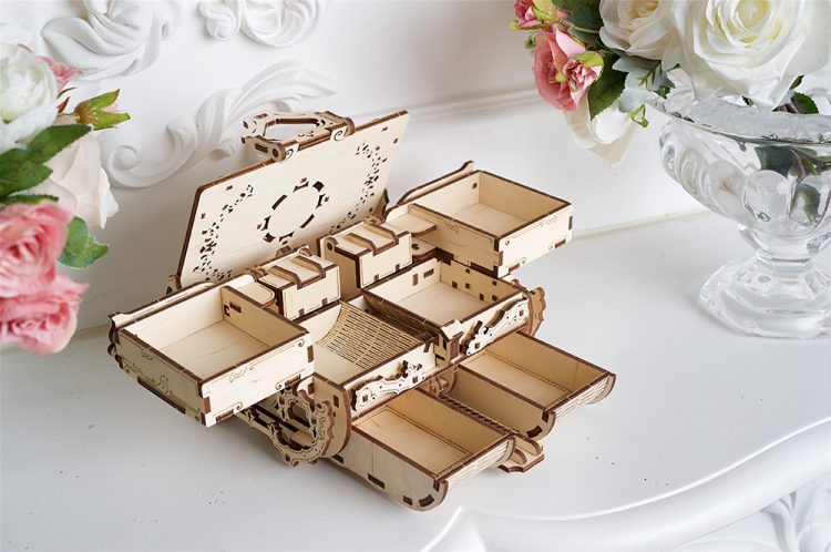 Ugears Amber Box - 2