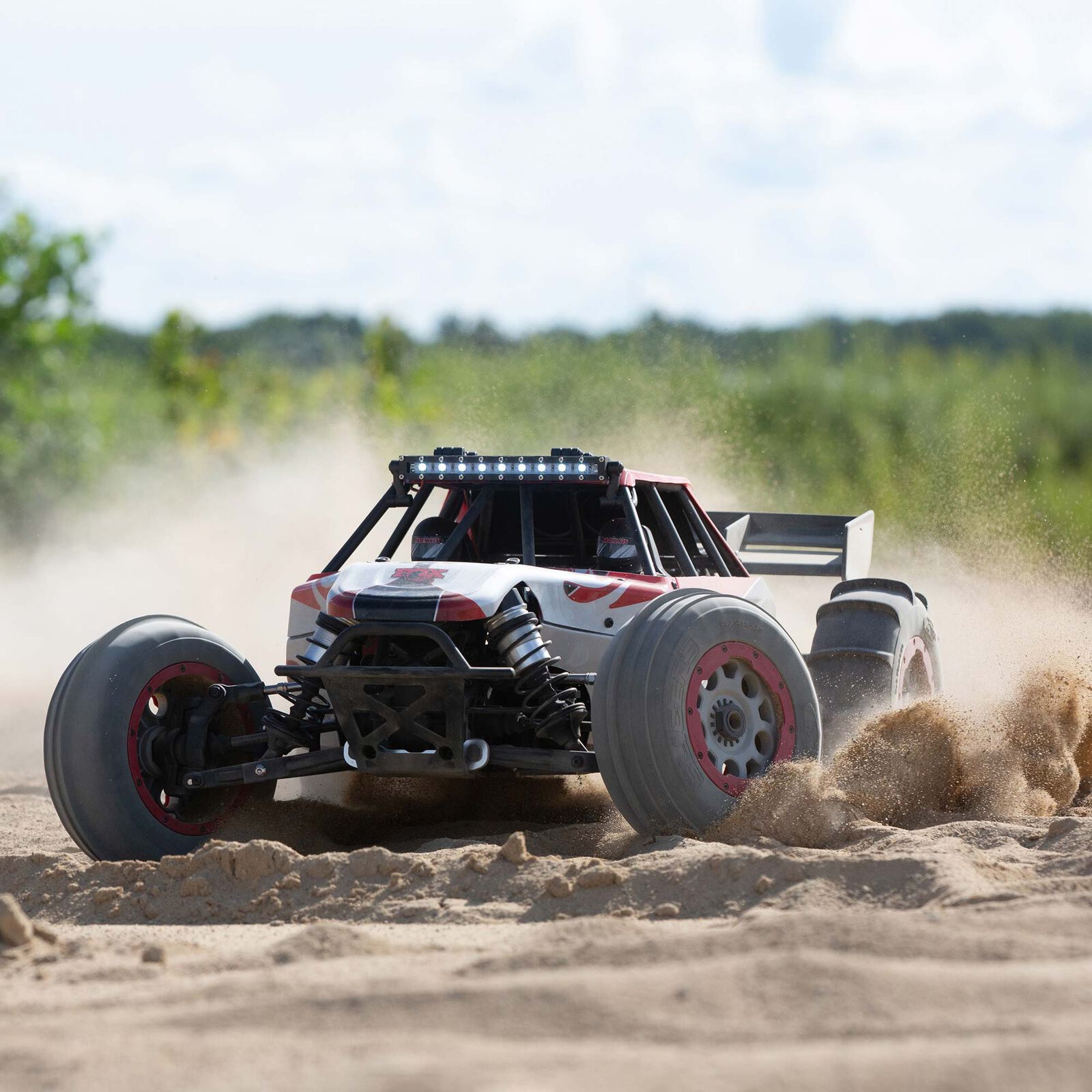 Losi desert racer online