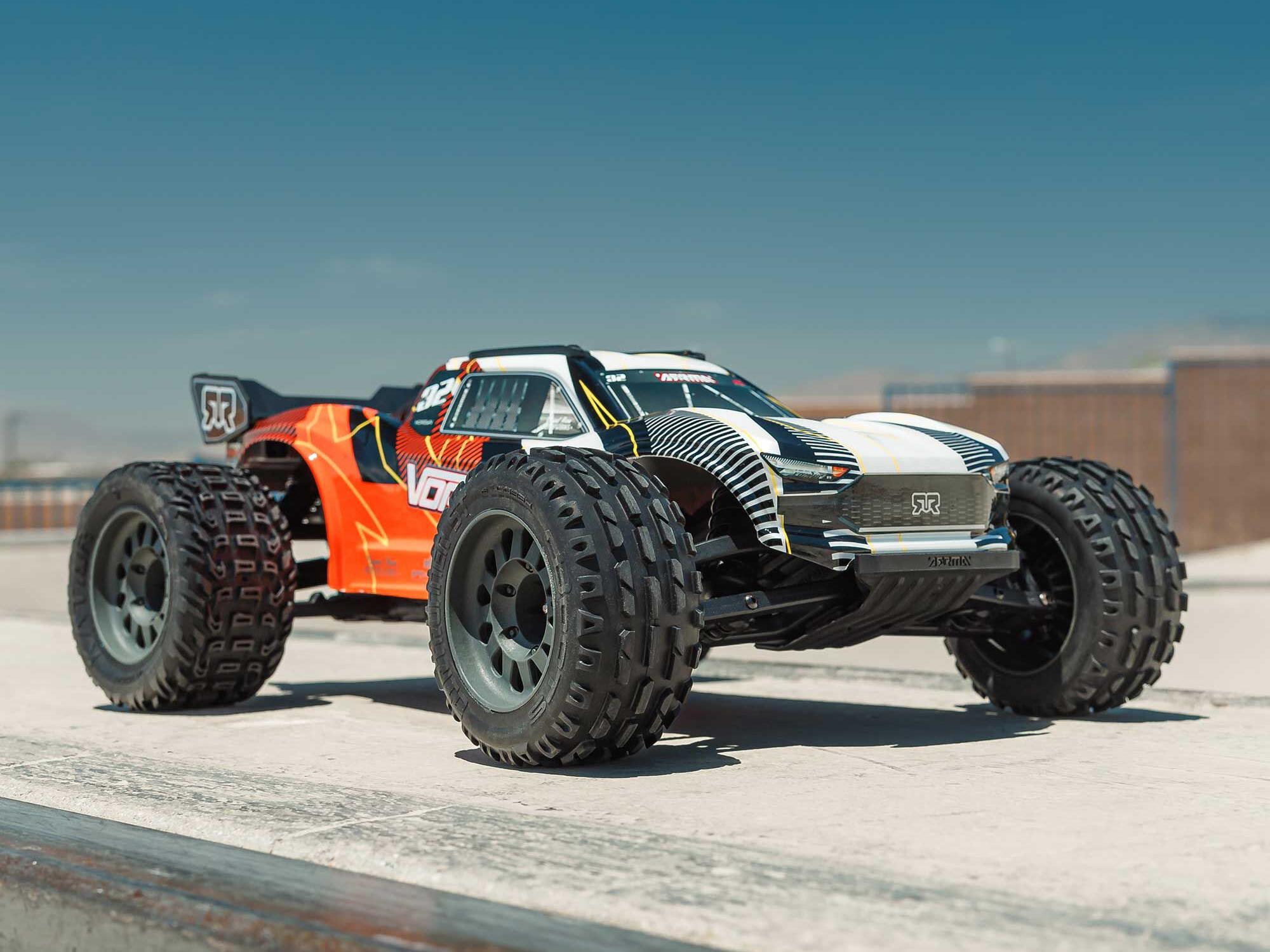Arrma ARA3205ST1 1/10 VORTEKS 2WD RTR Brushed Stadium Truck (Battery & Charger Included), Orange - 16