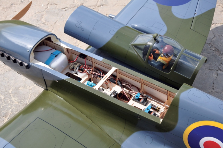 Black Horse Spitfire MK - 33cc Bensin ARTF - 6