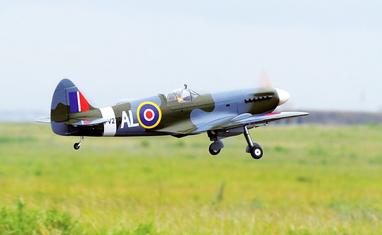 Black Horse Spitfire MK - 33cc Bensin ARTF - 2