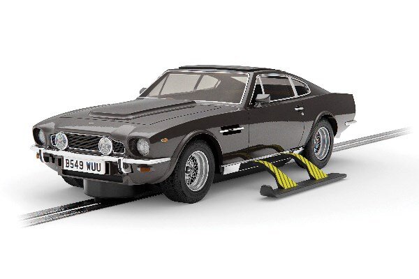 SCALEXTRIC C4239 James Bond Aston Martin V8 - The Living Daylights - 2