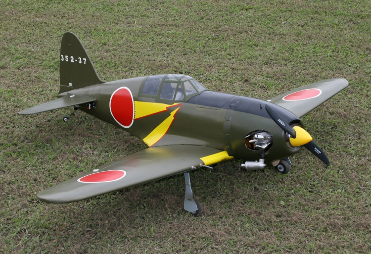 Saito FG-17 17cc 4-takts Bensinmotor - 3