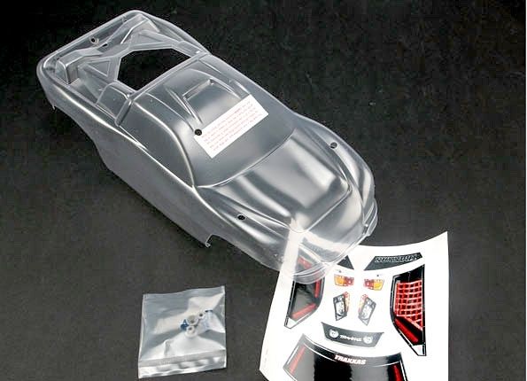 Traxxas 4412 Kaross Nitro Rustler Omålad